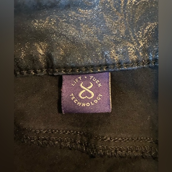 NYDJ Woman’s Waxed Black Lift Tuck Technology Skinny Jean Pants, Size 14 - Picture 8 of 12